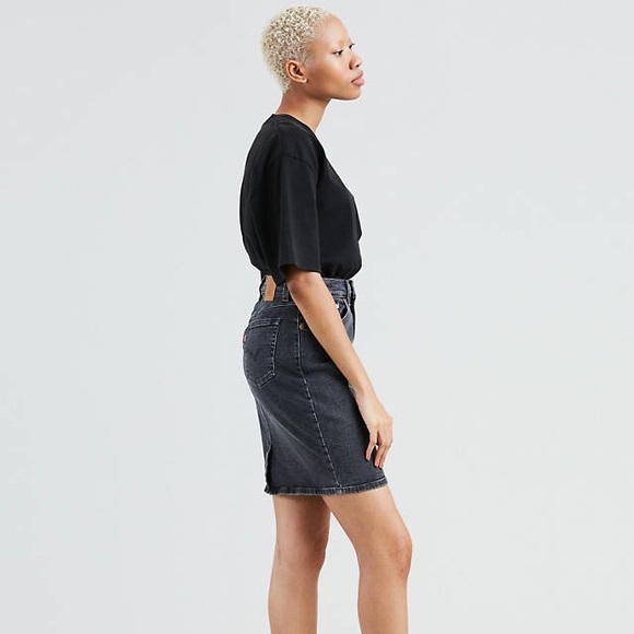 Levi’s essential denim mini length pencil skirt - Picture 3 of 8
